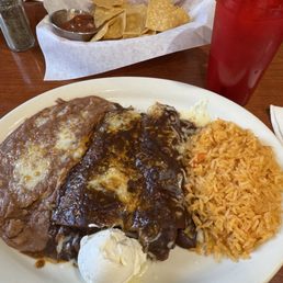 Enchiladas de mole