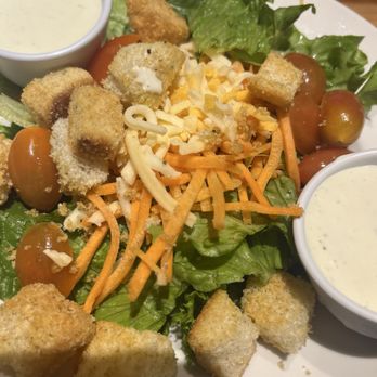 Cheddar's Scratch Kitchen - Fresh salad did not disappoint ranch dressing was tasty, large portion! Ate the whole thing! - Comfort Food Near Me - Selma, Texas