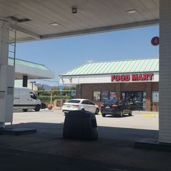 76 Self-Serve/Mart