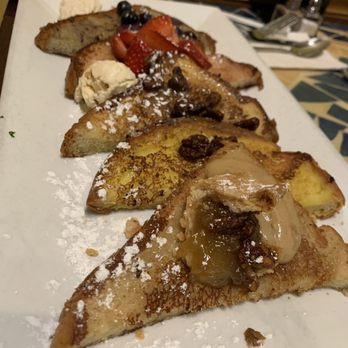 Batter & Berries - French toast flight - Breakfast & Brunch Near Me - Chicago, Illinois Batter & Berries - French toast flight - Breakfast & Brunch Near Me - Chicago, Illinois