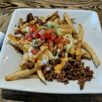 Kluddes Kitchen + Bar - Carne Asada Fries! - Gastropubs Near Me - Redlands, California