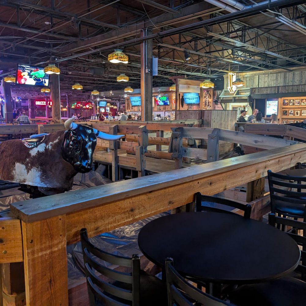 The Grizzly Rose - Dueling mechanical bulls - Bars Near Me - Denver, Colorado The Grizzly Rose - Dueling mechanical bulls - Bars Near Me - Denver, Colorado
