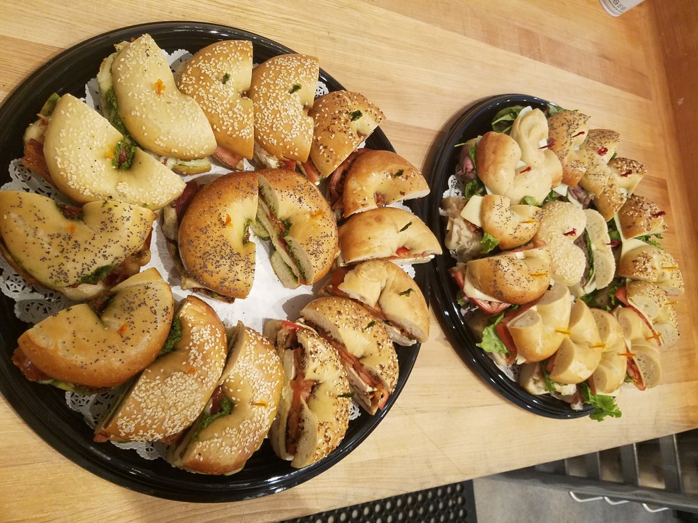 THE BAGEL PLACE 82 Photos & 184 Reviews Bagels 404 Queen St