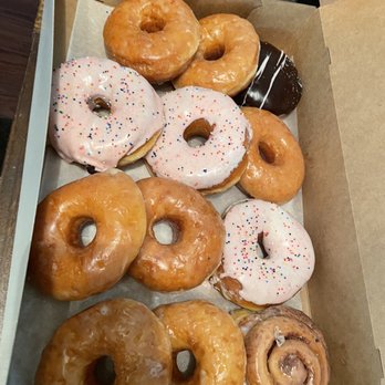 Glazed Doughnuts - Bakeries Near Me - Hampton, Virginia