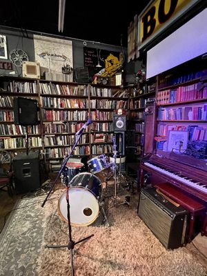 Mutiny Information Cafe by null