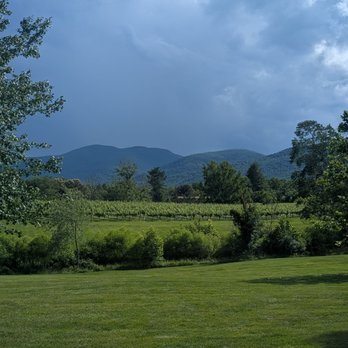 Veritas Vineyard & Winery - Wineries Near Me - Afton, Virginia Veritas Vineyard & Winery - Wineries Near Me - Afton, Virginia