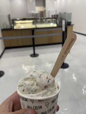 Milk • Cream by null