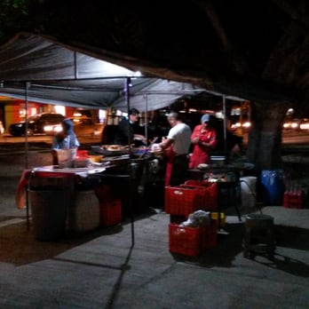 Los Martínez - Estos tacos son muy ricos. - Tacos Near Me - Oaxaca, OAX
