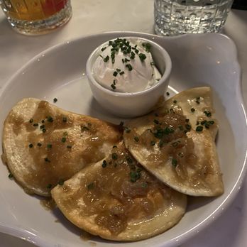 Black Swan - Gastropubs Near Me - Asbury Park, New Jersey