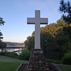 The Cross of Christ We Glory