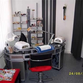 Nagelstudio Happy Nails - Nail Salons Near Me - Berlin, BE