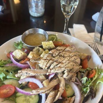Golden Leaf Bistro - Bars Near Me - Danville, Virginia Golden Leaf Bistro - Bars Near Me - Danville, Virginia