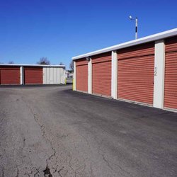 Superior Storage - Pleasant St 1