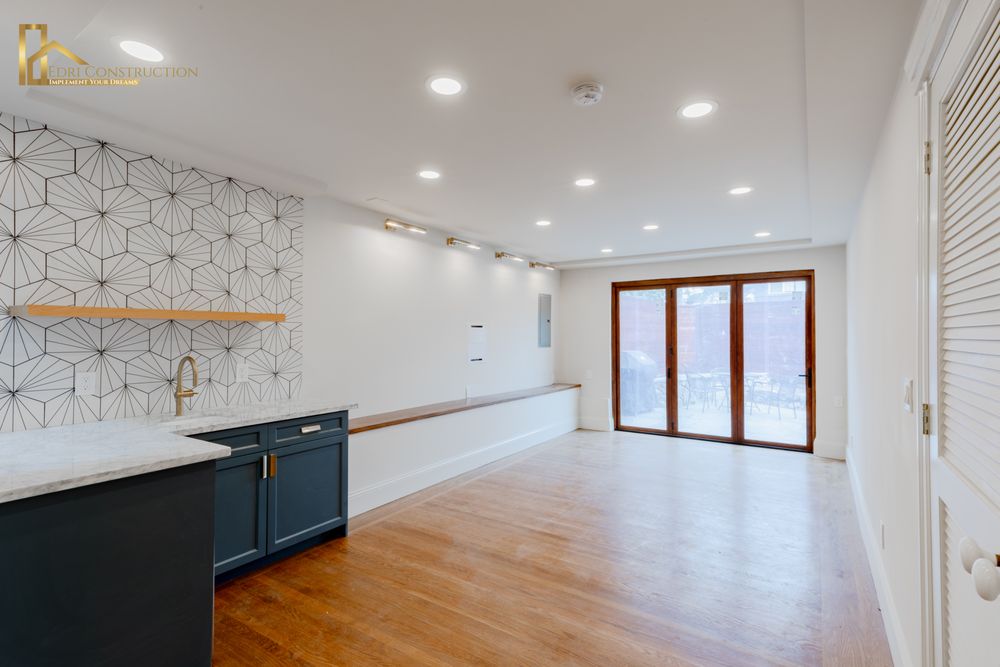 Slide of Edri Construction