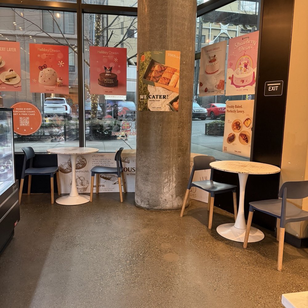 Tous Les Jours - Seating inside - Bakeries Near Me - Seattle, Washington Tous Les Jours - Seating inside - Bakeries Near Me - Seattle, Washington