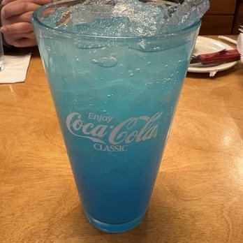 Texas Roadhouse - Blue crush 20 oz Lemonade - Barbeque Near Me - Waterbury, Connecticut