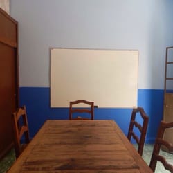 Becari Language School