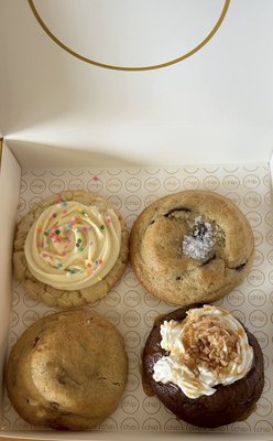 Chip Cookies by null