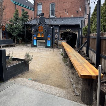 Holy Grale - Courtyard - Beer Gardens Near Me - Louisville, Kentucky Holy Grale - Courtyard - Beer Gardens Near Me - Louisville, Kentucky
