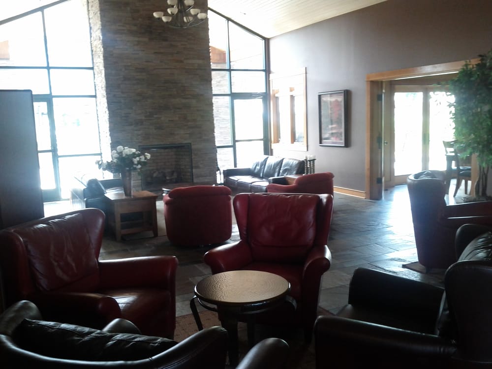 DARBY ESTATES Updated September 2024 11 Photos 510 Darby Dr