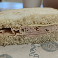 Lockwood Folly Marketplace - Lookwood Folley Deli and Marketplace