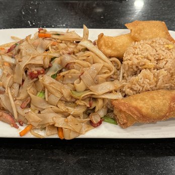 Shanghai Grill - Pork Chow Fun - Chinese Near Me - Peoria, Arizona Shanghai Grill - Pork Chow Fun - Chinese Near Me - Peoria, Arizona