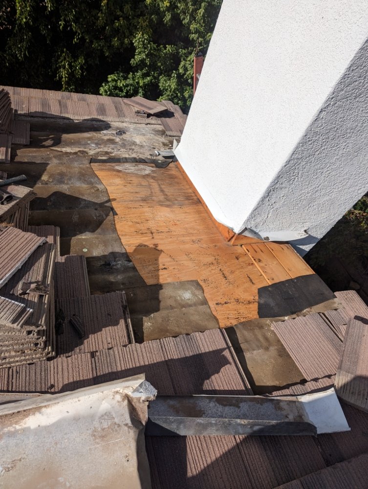 Slide of Nathan Roofing