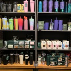 Starbucks - Merch