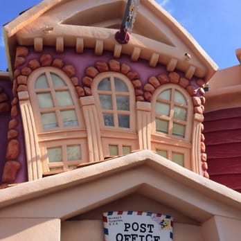 Mickey's Toontown - Amusement Parks Near Me - Anaheim, California