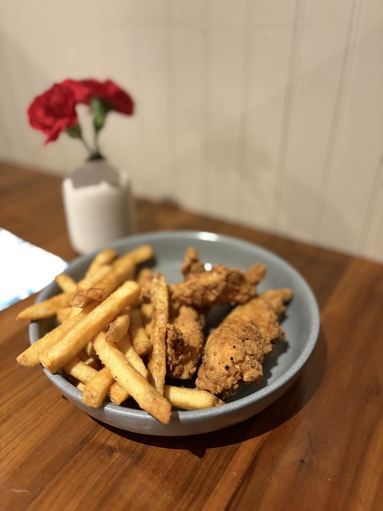 Tommy Bahama Restaurant | Bar | Store - Naples