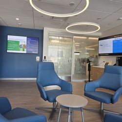 UCSF Peninsula Outpatient Center - Waiting area