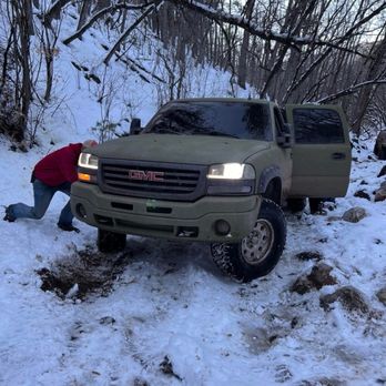 Underdog Towing and Recovery - Snapped tie rod...in the worst possible trail location. - Towing Near Me Underdog Towing and Recovery - Snapped tie rod...in the worst possible trail location. - Towing Near Me