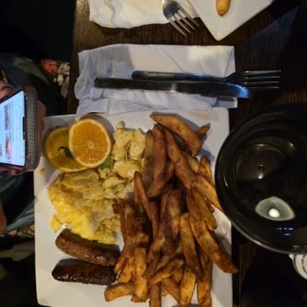 Flowing Tide Pub 1 - The Tides Breakfast - Sports Bars Near Me - Reno, Nevada Flowing Tide Pub 1 - The Tides Breakfast - Sports Bars Near Me - Reno, Nevada