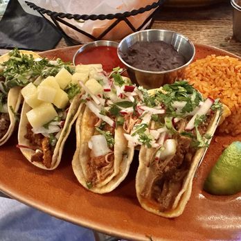 Vidorra - Flight of four street tacos. - Mexican Near Me - Dallas, Texas
