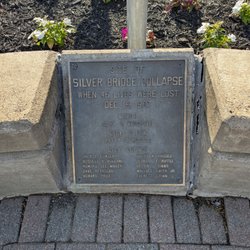 Silver Bridge Collapse Memorial - Silver Bridge Collapse Memorial, Point Pleasant