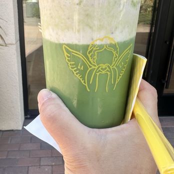 La La Land - Strawberry cloud matcha - Cafes Near Me - Irvine, California La La Land - Strawberry cloud matcha - Cafes Near Me - Irvine, California