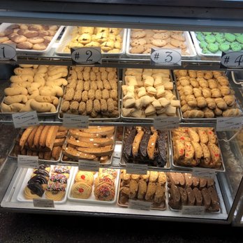 La Guli Pastry Shop - Bakeries Near Me - Astoria, New York La Guli Pastry Shop - Bakeries Near Me - Astoria, New York