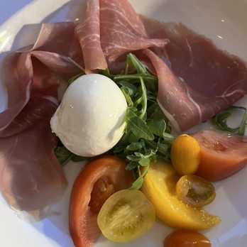 Bella Blu - Burrata special - Italian Near Me - New York, New York