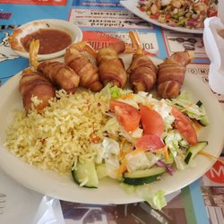 Mariscos La Botana Sports Bar