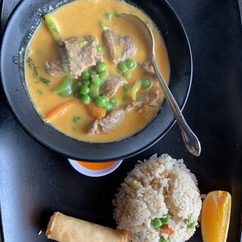TreeHouse Thai - Panang Curry and Egg Fried Rice - Thai Near Me - Culver City, California