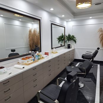 Kiara Nail Spa - Nail Salons Near Me - Evanston, Illinois