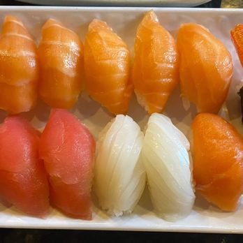 Sushi 7 - Salmón, Tuna, Ika Nigiri and crab stick - Sushi Bars Near Me - Reno, Nevada Sushi 7 - Salmón, Tuna, Ika Nigiri and crab stick - Sushi Bars Near Me - Reno, Nevada