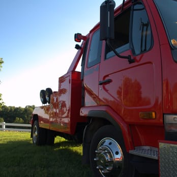 Hooked-Up Towing - Light / Medium duty Towing - Towing Near Me - Granger, Washington Hooked-Up Towing - Light / Medium duty Towing - Towing Near Me - Granger, Washington