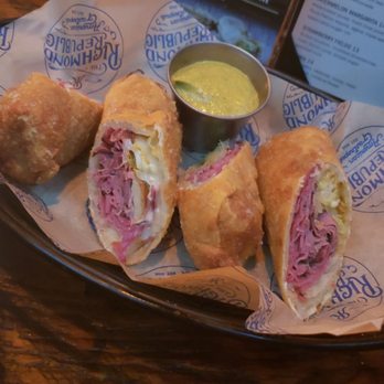 Richmond Republic - Pastrami egg rolls - American Near Me - Staten Island, New York Richmond Republic - Pastrami egg rolls - American Near Me - Staten Island, New York