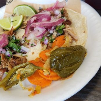 Tacoz - Tacos de carnitas - Mexican Near Me - Lynwood, California Tacoz - Tacos de carnitas - Mexican Near Me - Lynwood, California