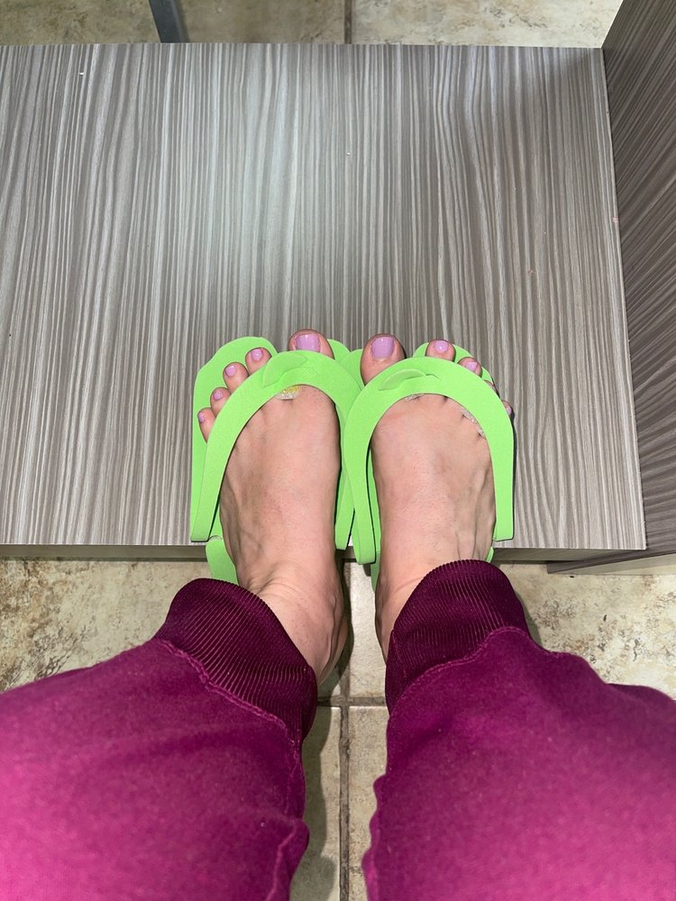 US NAILS Updated August 2024 11 Reviews 1420 S Main St, Henderson