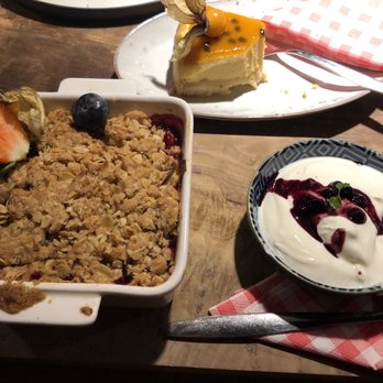 KeK Coffee & Crafts - Fruit crumble with Greek yogurt and what's left from the passion fruit cheesecake - Coffee & Tea Near Me - Delft, ZH KeK Coffee & Crafts - Fruit crumble with Greek yogurt and what's left from the passion fruit cheesecake - Coffee & Tea Near Me - Delft, ZH