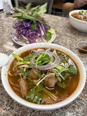 Phở Tây Đô by null