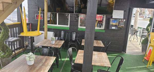 Jerk House Eatery Beer & Wine by null