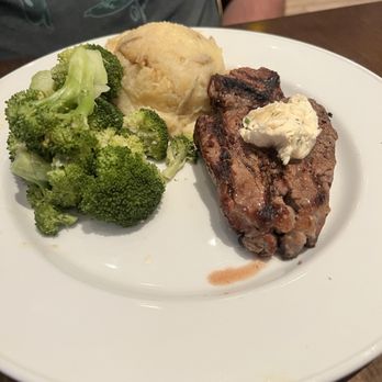Hard Rock Cafe Sacramento - Filet - American Near Me - Wheatland, California Hard Rock Cafe Sacramento - Filet - American Near Me - Wheatland, California